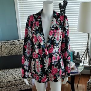 Forever21 Floral Print Blazer & Shorts Set Medium